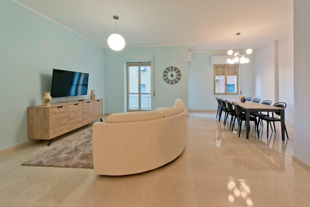 Apartamento Casa Bella - 3 Baths - Walk To Ortigia Syracuse Exterior foto